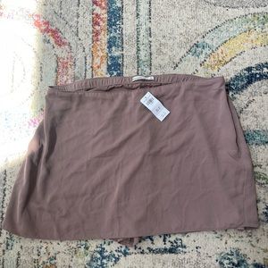Abercrombie slinky skirt NWT